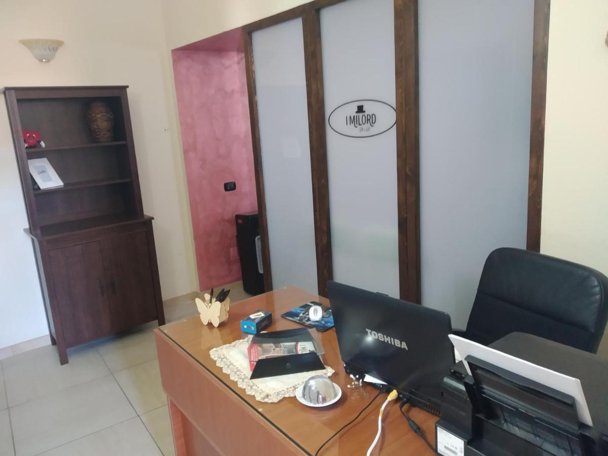 I Milord Bed & Breakfast Castel San Giorgio Bagian luar foto